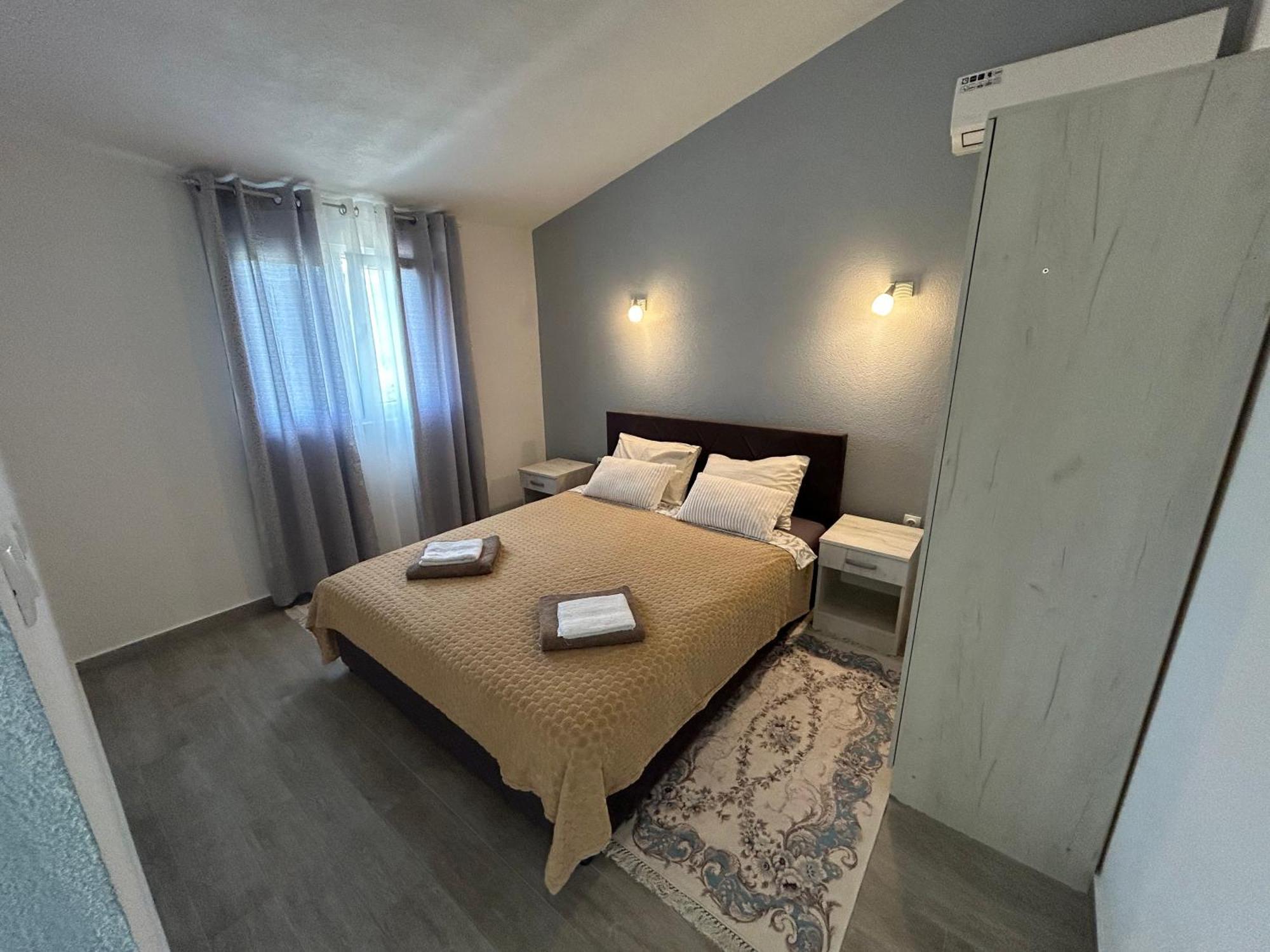 Green Field Apartments เวียร์ปาซาร์ ภายนอก รูปภาพ